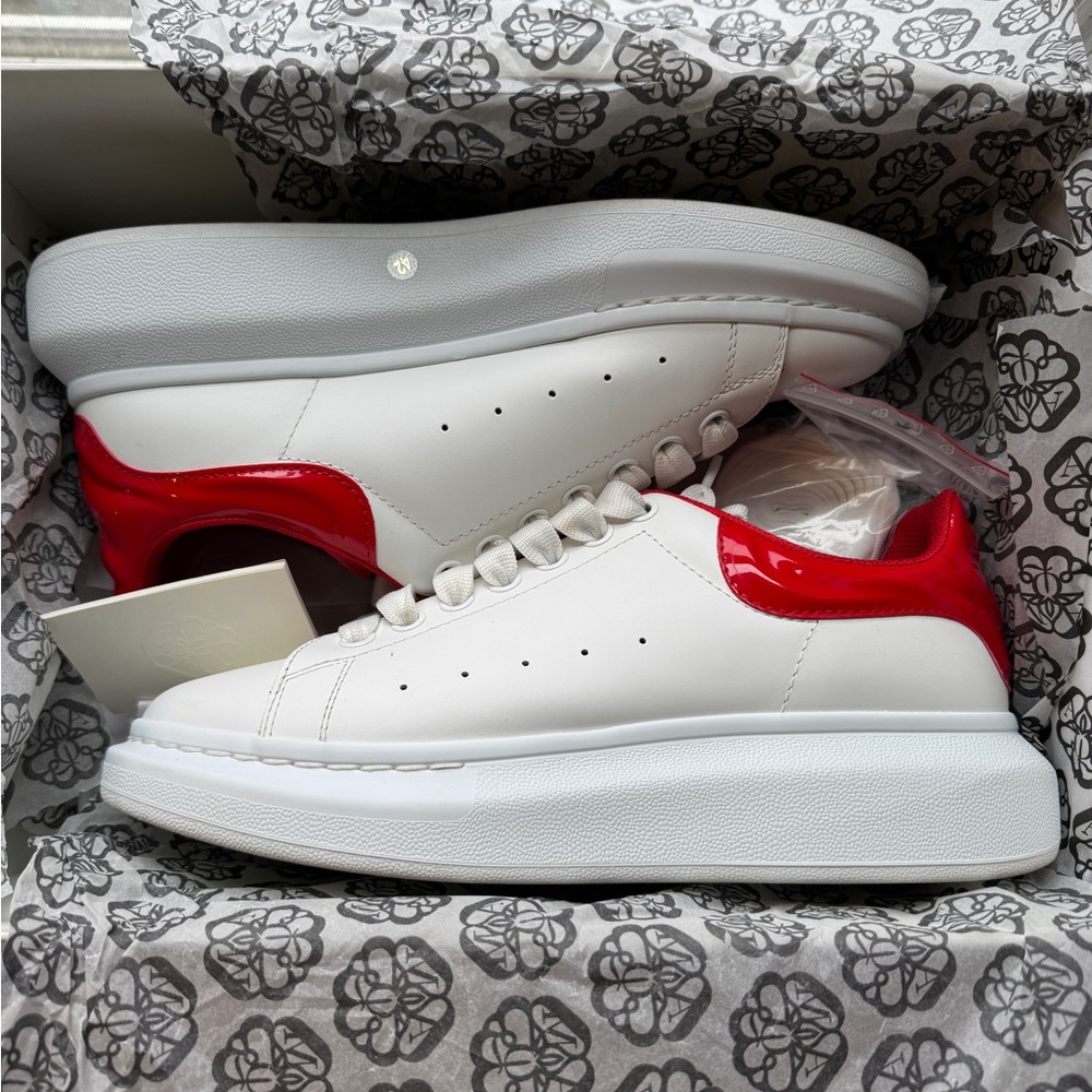 Alexander McQueen Oversized
Sneaker 'White Lust Red' size EU 42, US 9